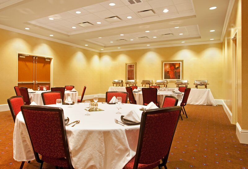 Holiday Inn Aurora North - Naperville By Ihg מראה חיצוני תמונה